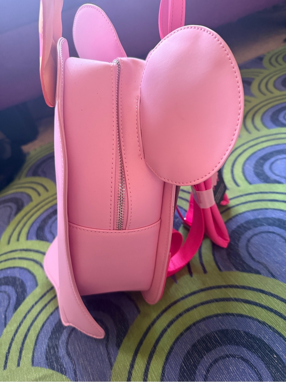 Loungefly Pink Minnie Mouse Backpack Glow in the Dark - Picture 6 of 9